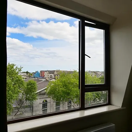 ホテル Lawlors 3*