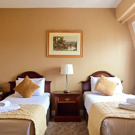 Lawlors Dungarvan (Waterford)