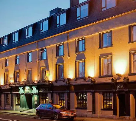 Lawlors 호텔 던가반