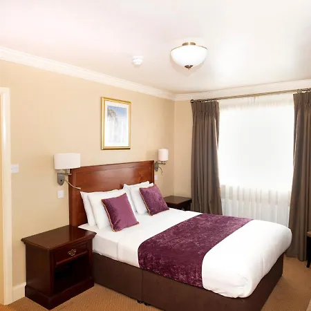 Lawlors Hotell 3*