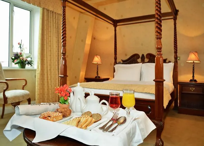 Lawlors Dungarvan (Waterford)