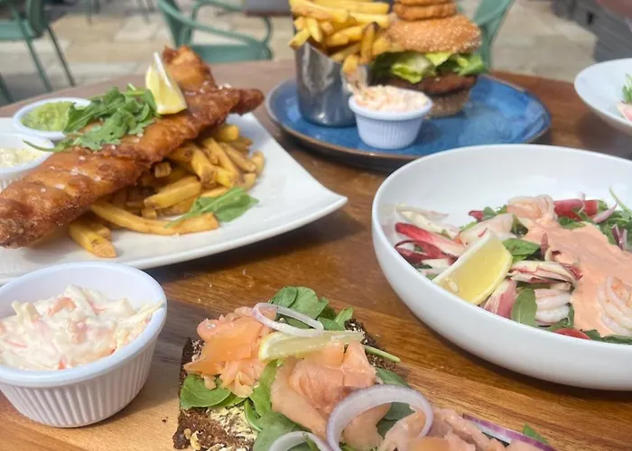 Lawlors 3* Dungarvan (Waterford)