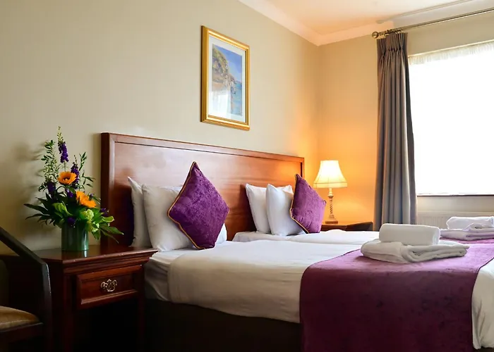 Lawlors 3* Dungarvan (Waterford)