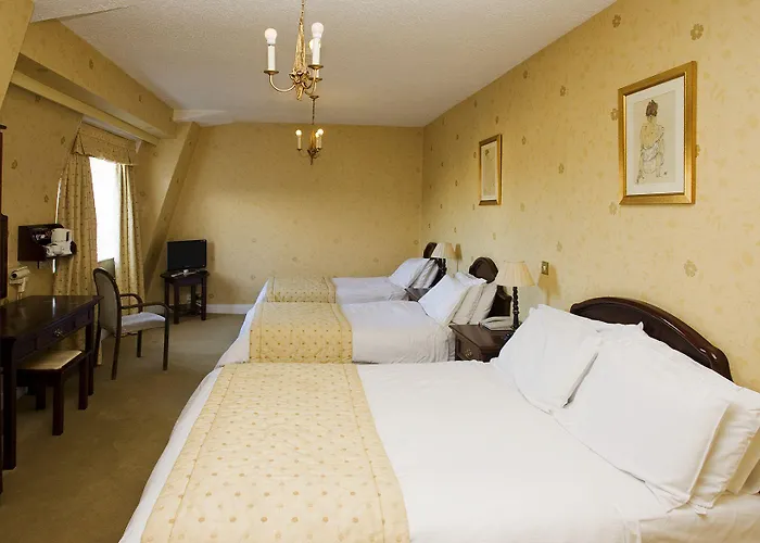 Lawlors Dungarvan (Waterford)