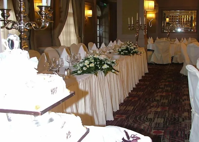 Lawlors Dungarvan (Waterford)